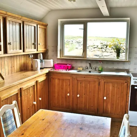 Ballyv House: Private Double With En-suite Bathroom, Breakfast, Near Cliffs Of Moher Bed and Breakfast 3*