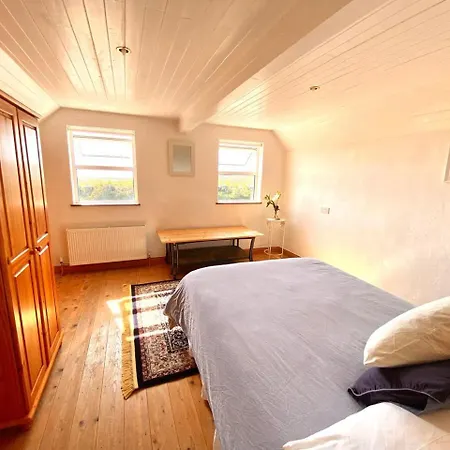 Bed and Breakfast Ballyv House: Private Double With En-suite Bathroom, Breakfast, Near Cliffs Of Moher 3*